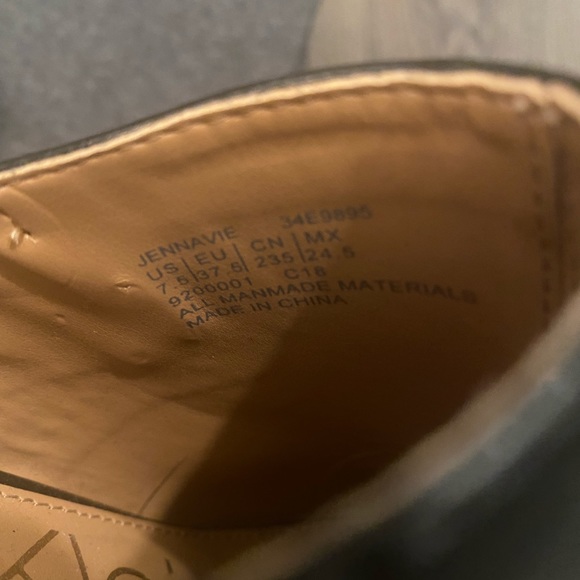 CALVIN KLEIN LEATHER ANKLE BOOTS 👢 - Picture 8 of 8